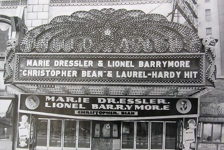 United Artists Theatre - Old Marquee (newer photo)
